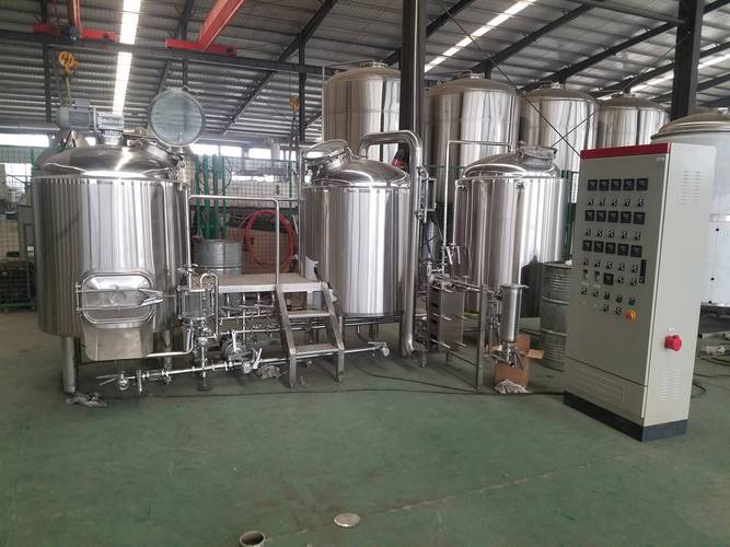 泉山全套啤酒设备一套多少钱？开精酿厂到底得配齐哪些？